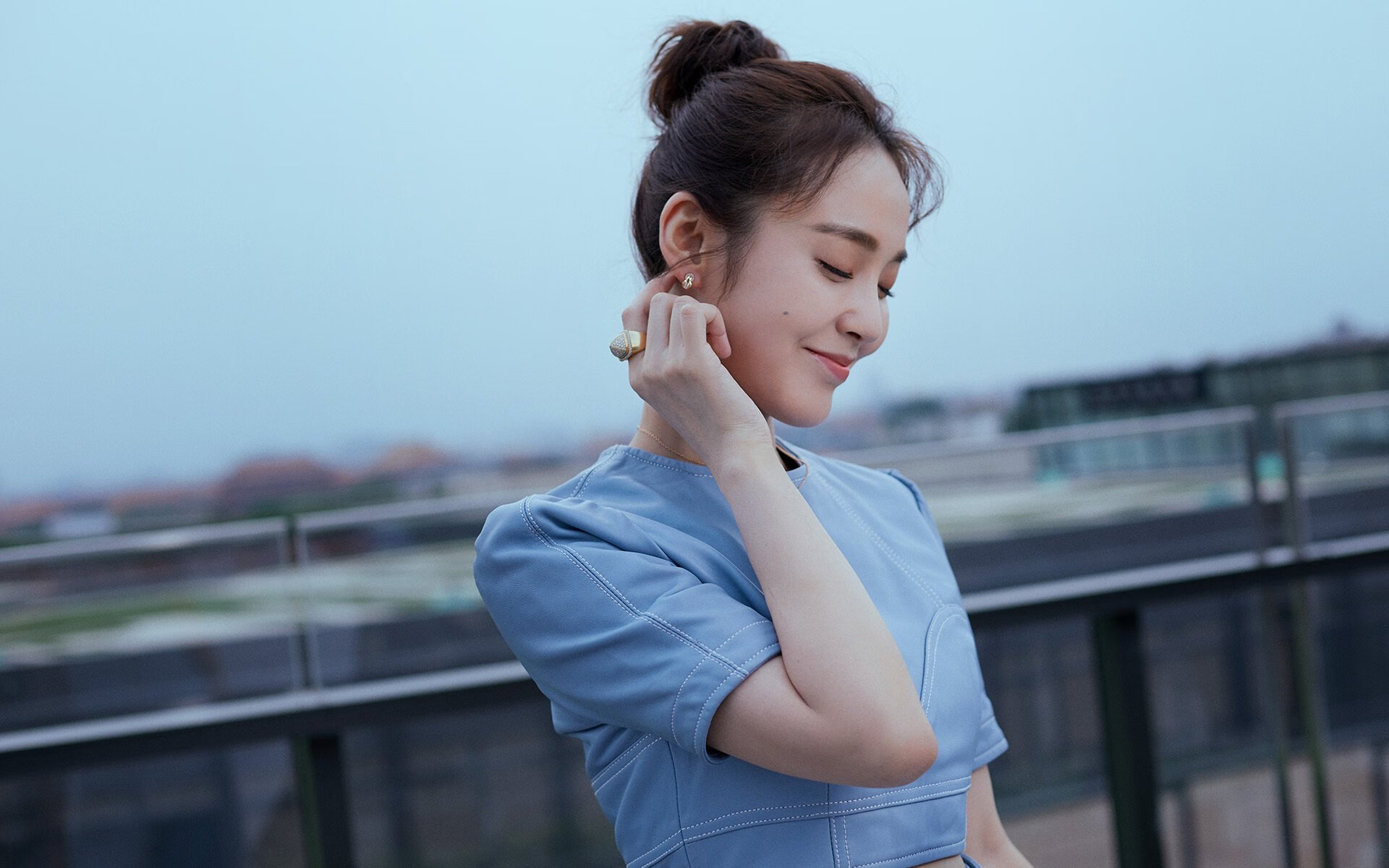 开云平台-草根逆袭！马丁内利一战封神，雷恩用铁血防守绞杀德甲豪门